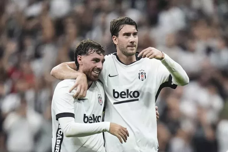 Beşiktaş'ta Dusan Vlahovic hat-trick yaptı besiktasta-dusan-vlahovic-hat-trick-yapti