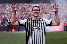 Besiktas-Dusan-Vlahovic-icin-evrak-bekliyor-featured