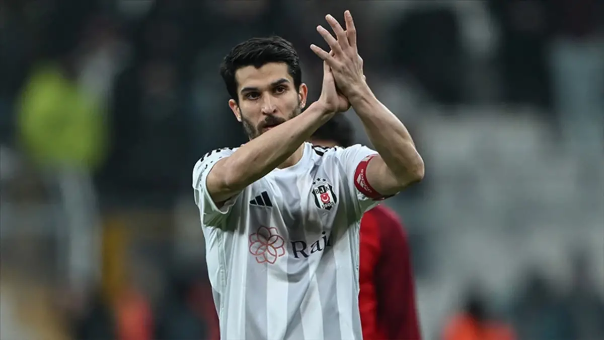 besiktasli-necipten-tum-besiktaslilara
