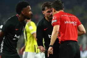Besiktas-Fenerbahce8217yi-hakem-kararlarina-ragmen-yendi-featured